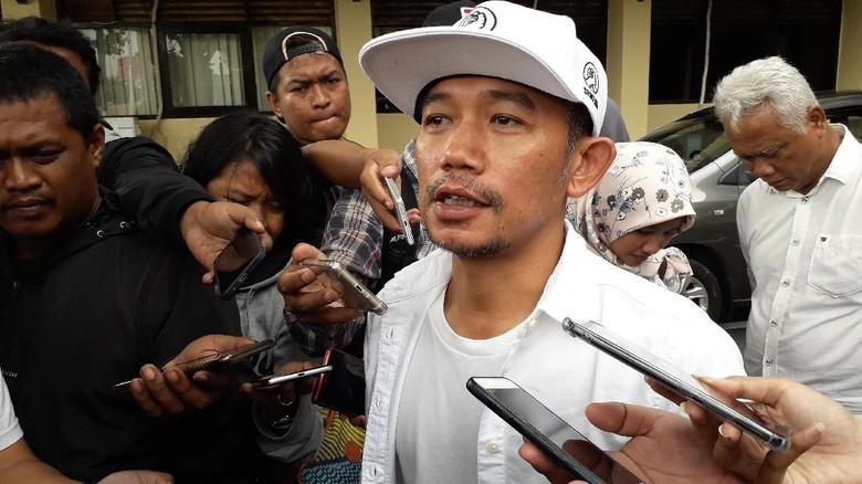 Komika Gebi Ramadhan Meninggal, 2 Akun Dipolisikan Kill The DJ Komika Gebi Ramadhan Meninggal, 2 Akun Dipolisikan Kill The DJ