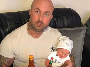 Suapkan Saus Cabai ke Bayi Baru Lahir, Pria Ini Diinterogasi Polisi