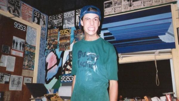 HBD Dave Grohl! Anak Guru, Drop Out dan Jadi Rock Star