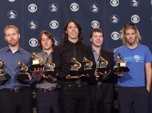 Dave Grohl Sebut No Son of Mine Penghormatan untuk Lemmy