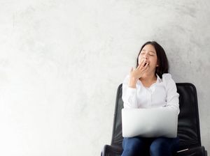 5 Cara Tubuh Mengingatkan bahwa Kamu Kurang Tidur 5 Cara Tubuh Mengingatkan bahwa Kamu Kurang Tidur