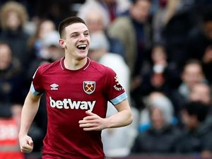 Diminati Man United dan City, Declan Rice Fokus ke West Ham