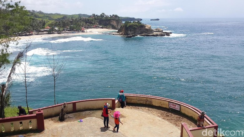 Foto: Sisi Lain Pantai Klayar (Purwo S/detikTravel) Foto: Sisi Lain Pantai Klayar (Purwo S/detikTravel)