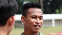 Osvaldo Haay juga dipanggil untuk mengikuti latihan.