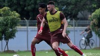 Super Simic, Riko Simanjuntak dkk telah berlatih bersama termasuk pemain baru Persija Jakhongir Abdumuminov dan Bruno Matos.