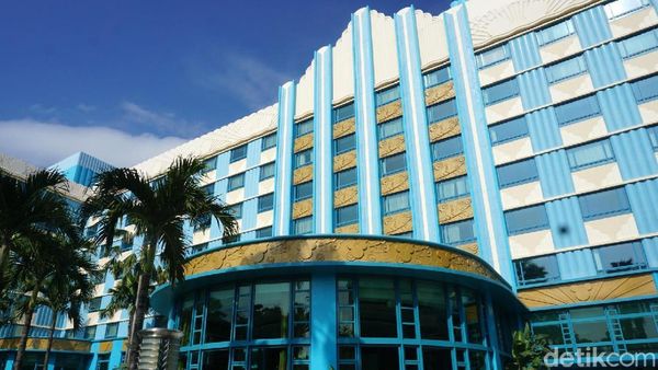 Berkeliling di Disney Hollywood Hotel