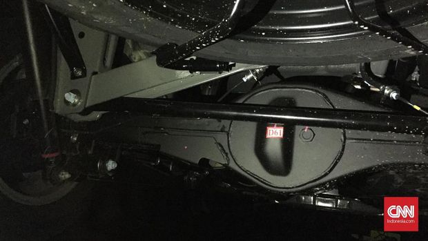 Shock absorber bagian depan dan belakang telah direvisi untuk meningkatkan kenyamanan berkendara.