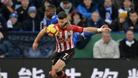 Shane Long juga ikut mencatatkan satu gol saat Southampton menang 2-1 di markas Leicester City. (Peter Powell/Reuters)