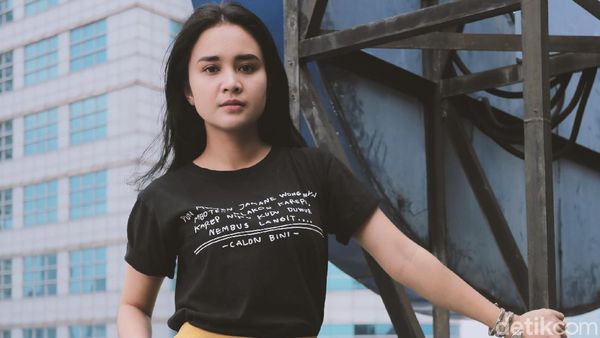 Si Cantik Michelle Ziudith yang Lagi Cari Pacar