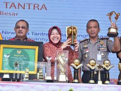 Risma: Fokus Layani Warga, Penghargaan akan Datang Sendiri