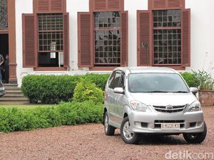 Xenia Jadi Mobil Paling Banyak Dicari di Pasar Mobil Bekas