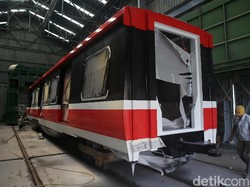 Kereta LRT Jabodebek Numpuk, INKA Minta Diangkut ke Jakarta