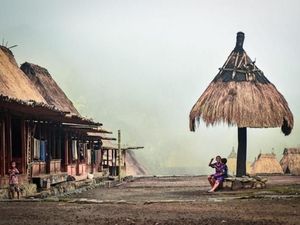 4 Alasan Kamu Mesti Datang ke Gunung Inerie di NTT