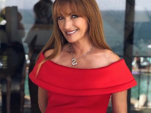 Kecintaan Jane Seymour Terhadap Sambal dan Nasi Goreng