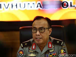 Polisi Tangkap Pemilik-pemilik Akun Medsos yang Posting Hoax-Hate Speech