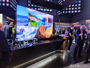 8 Televisi 8K yang Menghentak Panggung CES 2019