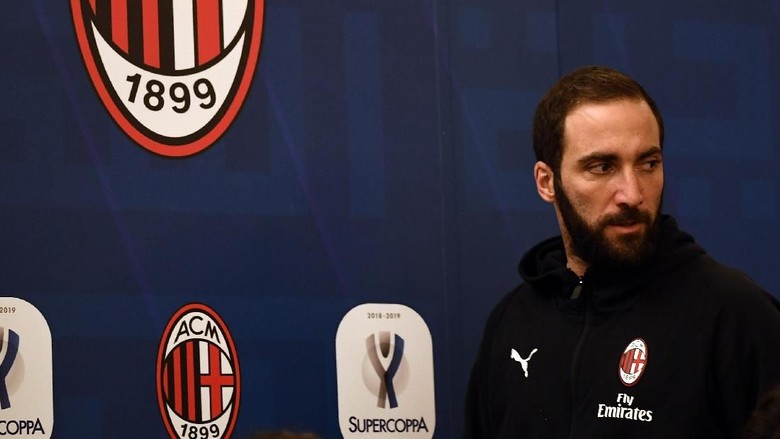 Gattuso, Kenapa Higuain Cuma Kaprikornus Cadangan?