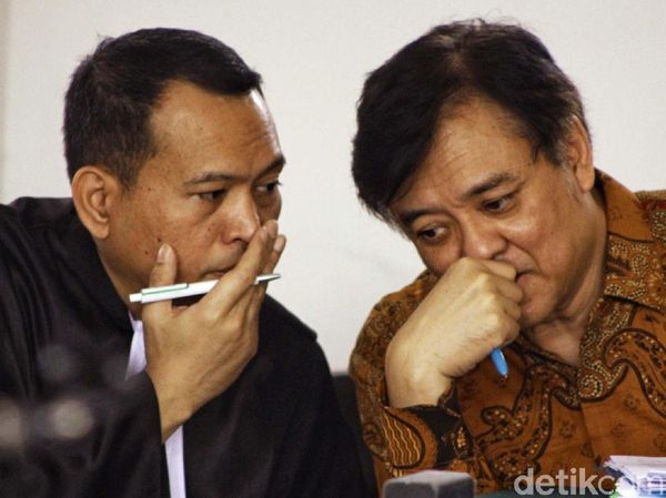 Jalani Sidang Lanjutan, Begini Ekspresi Billy Sindoro
