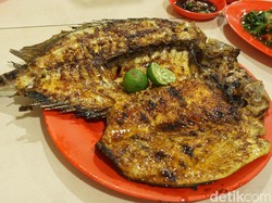 Seafood 212 Wiro Sableng : Mantapnya Baronang Bakar di Warung Favorit Keluarga Jokowi