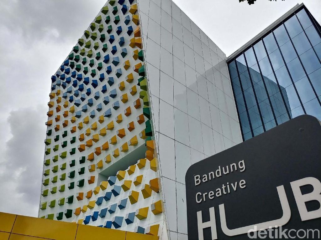 Pemkot Bandung Evaluasi Menyeluruh Gedung Kreatif yang Mati Suri Pemkot Bandung Evaluasi Menyeluruh Gedung Kreatif yang Mati Suri
