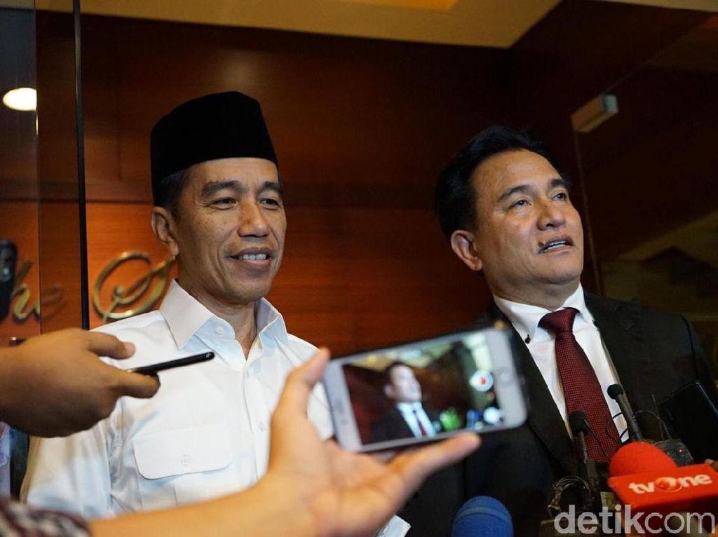 Usai Pemantapan Debat dengan Yusril, Jokowi: Mantul! Usai Pemantapan Debat dengan Yusril, Jokowi: Mantul!