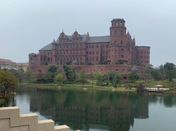 Ada Paris, Granada, dan Verona di Markas Baru Huawei