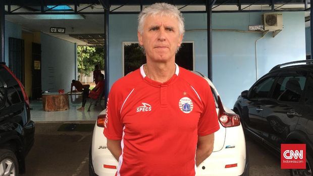 Riko Simanjuntak optimistis terhadap peluang Persija Jakarta di Liga 1 2019.