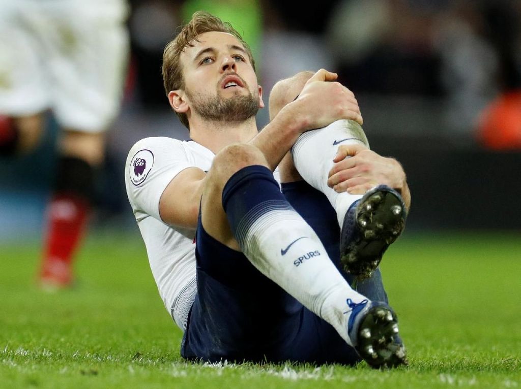 Kane Cedera, Tottenham Tetap Santai Hadapi Bursa Transfer Kane Cedera, Tottenham Tetap Santai Hadapi Bursa Transfer