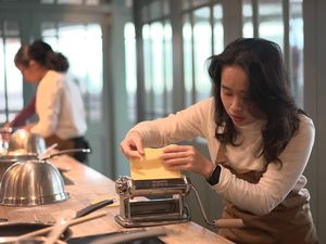 Berlibur ke Eropa, Gritte Agatha Belajar Buat Pasta hingga Afternoon Tea Berlibur ke Eropa, Gritte Agatha Belajar Buat Pasta hingga Afternoon Tea