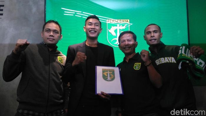 Hansamu Yama Pranata gabung Persebaya Surabaya. (Deny Prastyo Utomo/detikSport) Hansamu Yama Pranata gabung Persebaya Surabaya. (Deny Prastyo Utomo/detikSport)