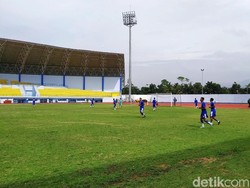 Persib kembali latihan di Stadion Arcamanik, Jalan Arcamanik, Kota Bandung, Rabu (16/1/2019).