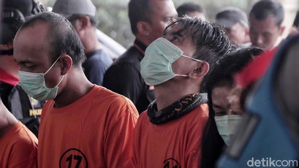 Aris Idol, Prilly Latuconsina, BLACKPINK hingga Asisten Ivan Gunawan
