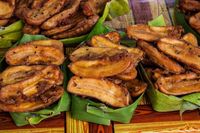 Selain Praktis, Ini 5 Manfaat Daun Pisang untuk Membungkus Makanan