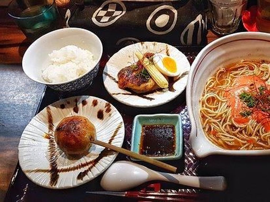 Ini 2 Resto Ramen Halal di Jepang Rekomendasi Irwansyah dan Zaskia Sungkar Ini 2 Resto Ramen Halal di Jepang Rekomendasi Irwansyah dan Zaskia Sungkar