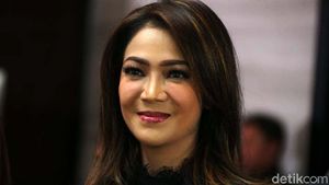 Rahasia Kecantikan Ira Koesno yang Bikin Netizen Salah Fokus di Debat Capres