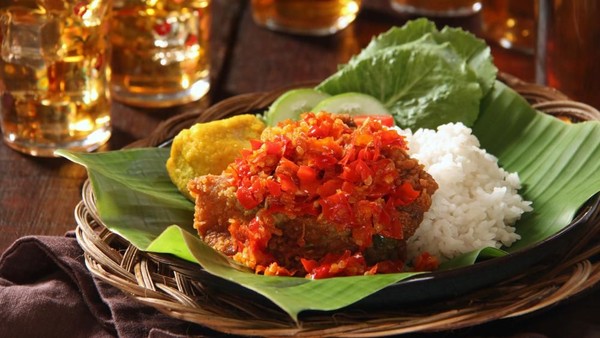 Makanan Paling Hits Ayam Geprek Jadi Varian Rasa Baru Mi Instan