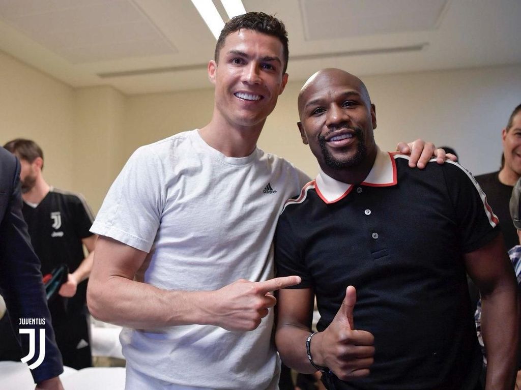 Mayweather Ikut Rayakan Kemenangan Juventus Mayweather Ikut Rayakan Kemenangan Juventus