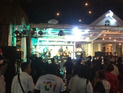 Nobar di Rumah Aspirasi: Ada Live Music Hingga Stand Up Comedy