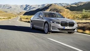 BMW Seri 7 Kian Mewah