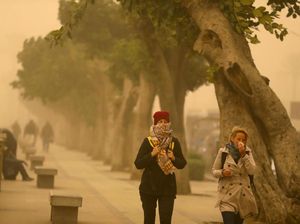 Badai Pasir Landa Mesir, Sejumlah Pelabuhan Tutup