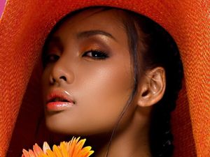 Dibully Berkulit Hitam, Balasan Ratu Kecantikan yang Dicopot Gelarnya Viral