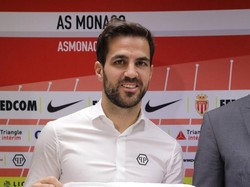 Pada Rabu (16/1/2019) Fabregas diperkenalkan secara resmi di Stade Louis II, Monaco. Foto: Reuters
