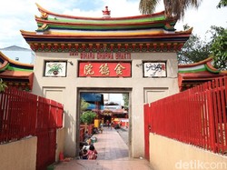 5 Kota Rekomendasi Kemenparekraf untuk Habiskan Liburan Imlek