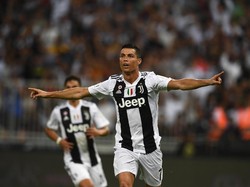 Cristiano Ronaldo Memang Beda