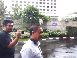 Anggota DPRD Bekasi Bungkam Usai Diperiksa KPK Terkait Meikarta