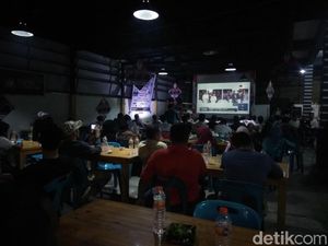 Nobar Debat Pilpres di Aceh: Kubu Jokowi di Posko, Tim Prabowo di Warkop