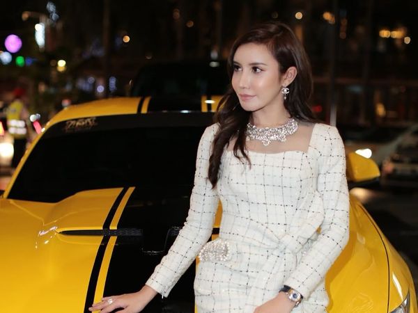 Potret Pebisnis Kosmetik Malaysia yang Dipanggil Ulama Karena Foto Berbikini