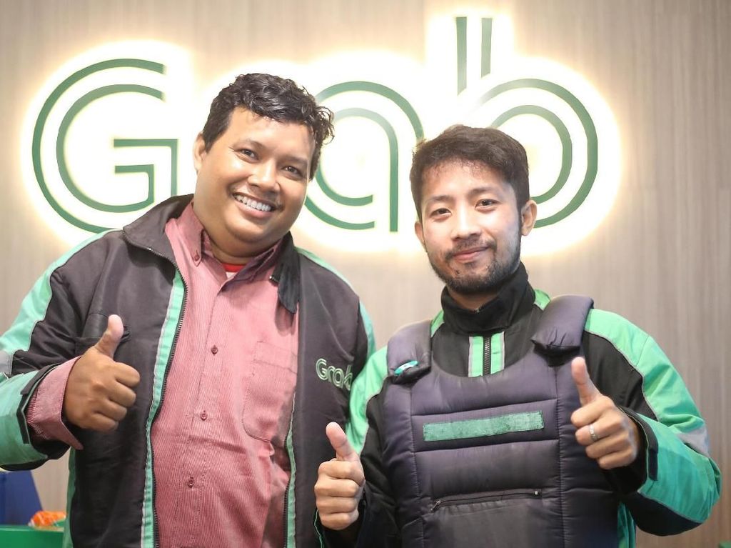 Rajin Narik Grab, Pria 25 Tahun Ini Bisa Berangkat Umrah Gratis Rajin Narik Grab, Pria 25 Tahun Ini Bisa Berangkat Umrah Gratis