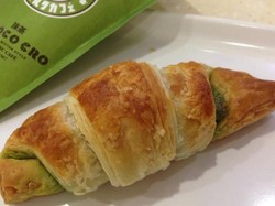 Di Sini Ada Cheese Tart hingga Croissant Mini Isi Matcha yang Legit Harum