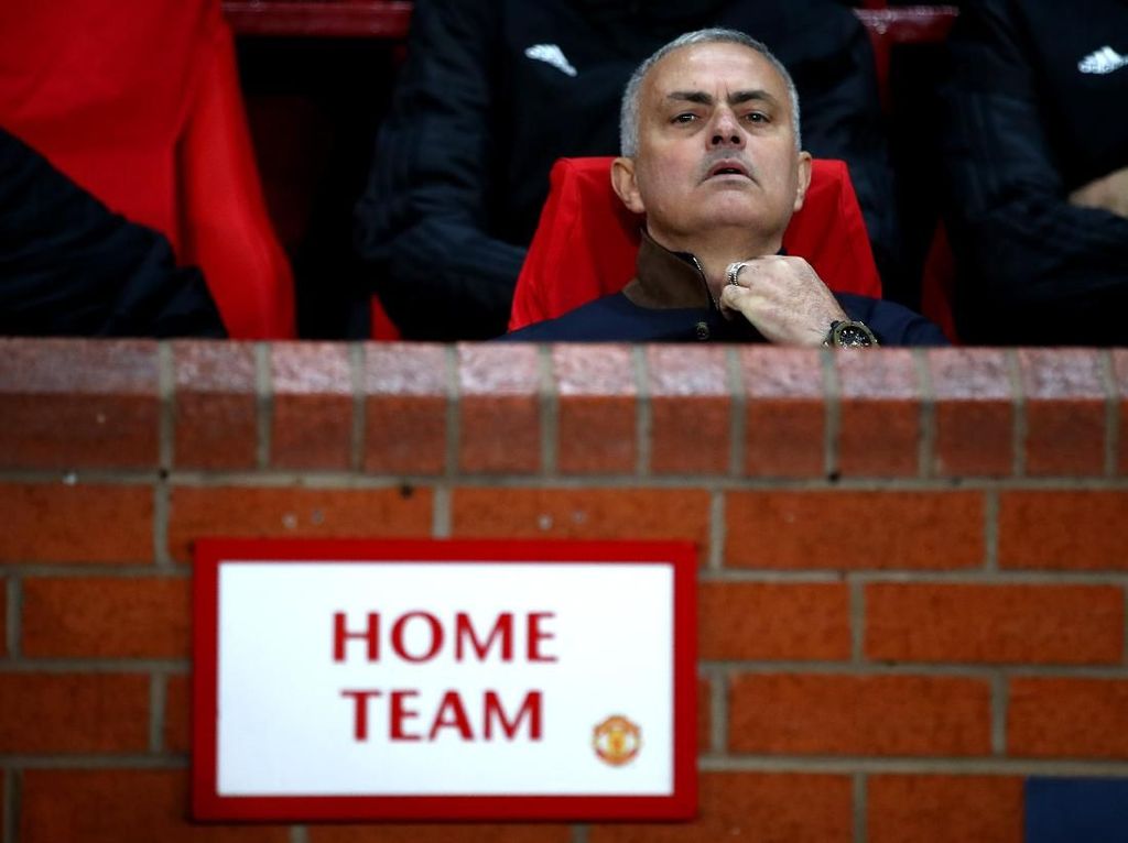 Sebulan Menganggur, Mourinho Sudah Tolak Tiga Tawaran Melatih Sebulan Menganggur, Mourinho Sudah Tolak Tiga Tawaran Melatih